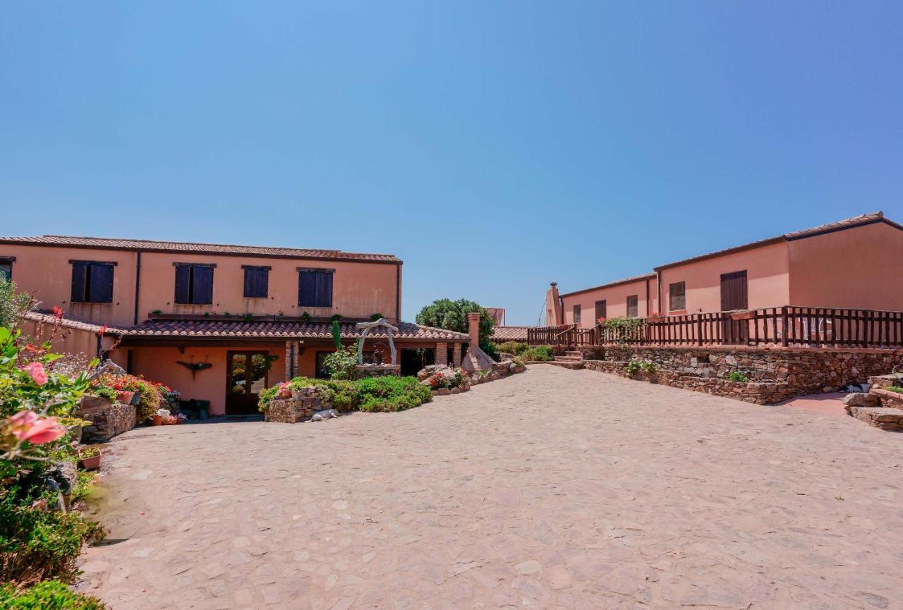 L'Oasi Del Cervo Villa Arbus Ngoại thất bức ảnh