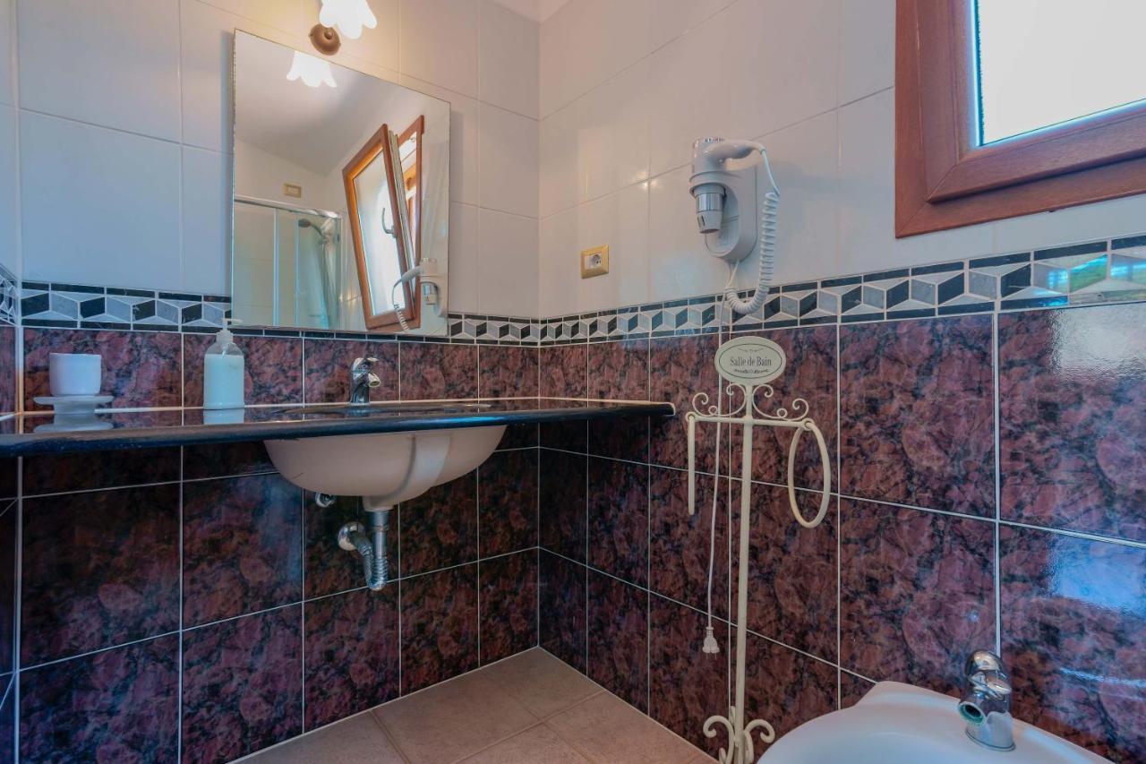 L'Oasi Del Cervo Villa Arbus Ngoại thất bức ảnh